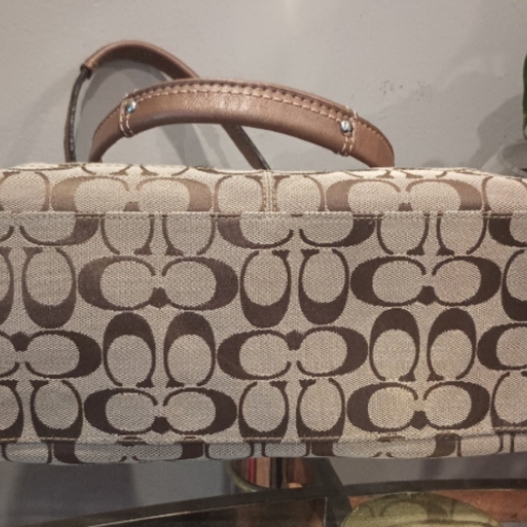 🛑🛑SOLD🛑🛑Brown Coach Penelope Signature Shoulder Bag - Picture 8 of 12